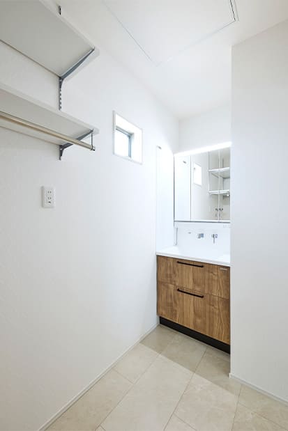 敷地を最大限生かした都会の3階建て