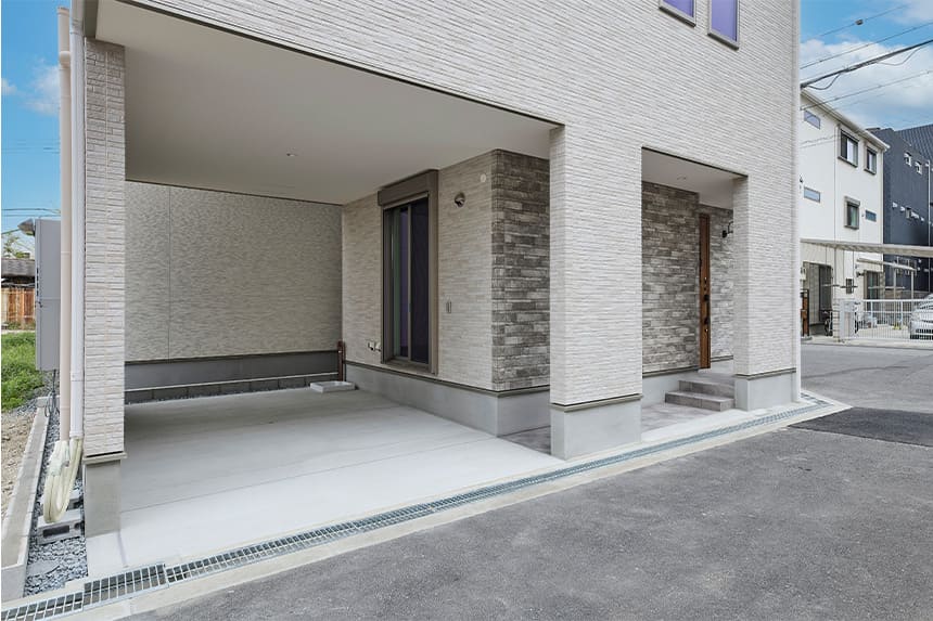 敷地を最大限生かした都会の3階建て